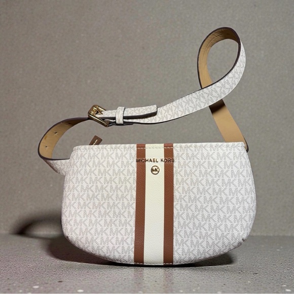 Michael Kors Handbags - Michael Kors Logo Fanny Pack Off White Light Brown With Gold Hardware SizeS/M